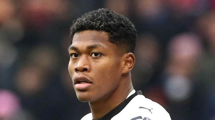 日本代表GK鈴木彩艶、パルマ痛恨敗戦で現地低評価…「VARに救われた」