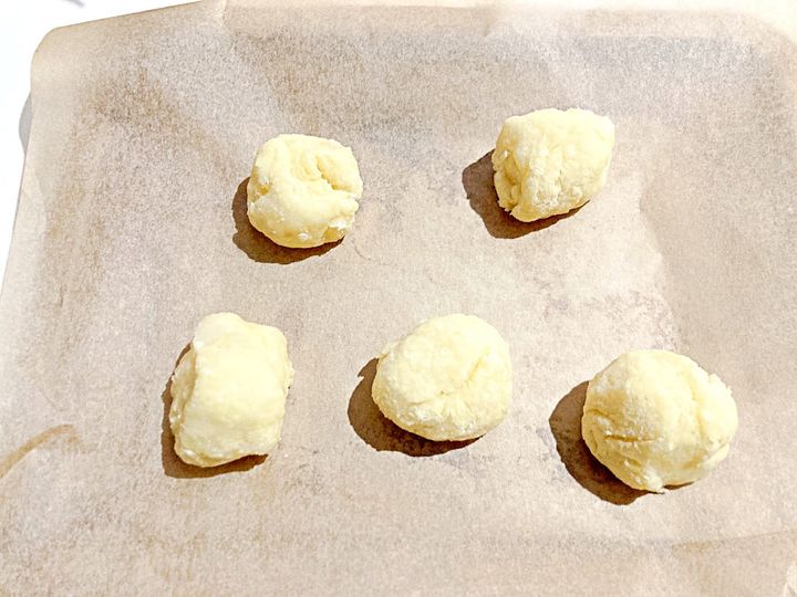 生地を5等分したところ