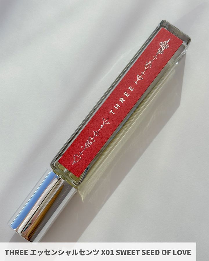 THREE エッセンシャルセンツ