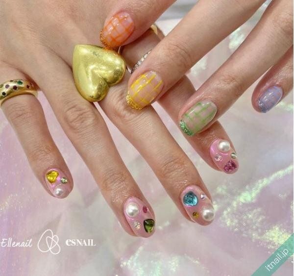 esNAILが投稿したネイルデザイン [photoid:I0119583] via Itnail Design (745686)