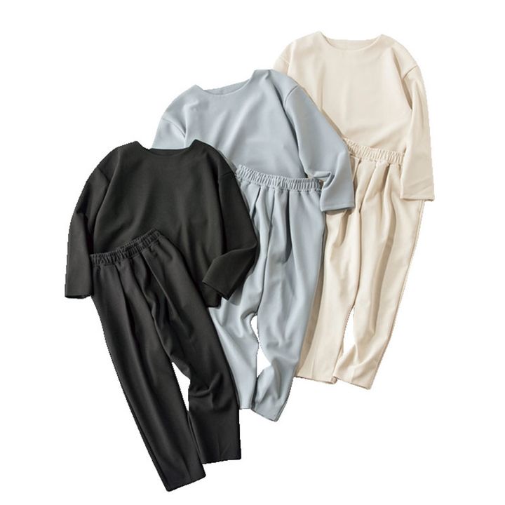 シンプルで着心地の良いセットアップ