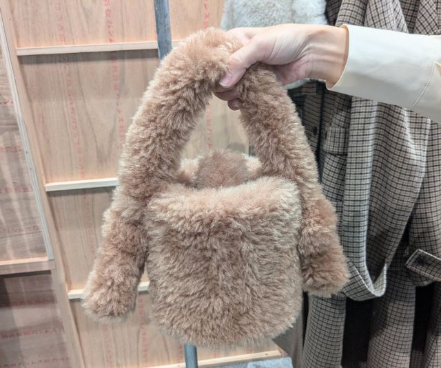 ファーリーバッグ