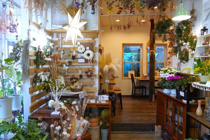 横浜元町で家庭料理のお昼ごはん♪お花屋さんの中にあるほっと和む「食堂ノチノチ」