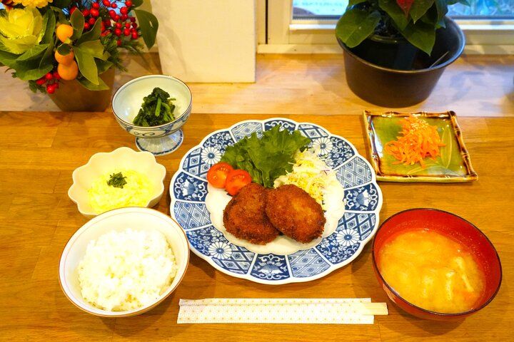 横浜元町で家庭料理のお昼ごはん♪お花屋さんの中にあるほっと和む「食堂ノチノチ」