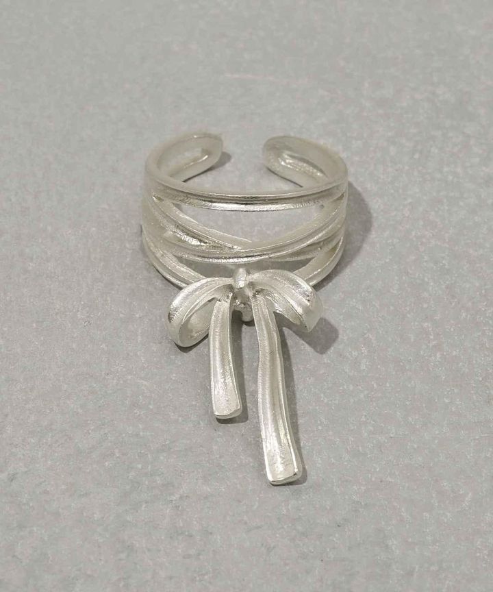 画像1: 出典：3COINS