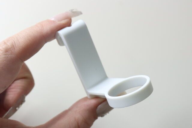 セリアのプチプラワイヤーネット用リングフック 2P