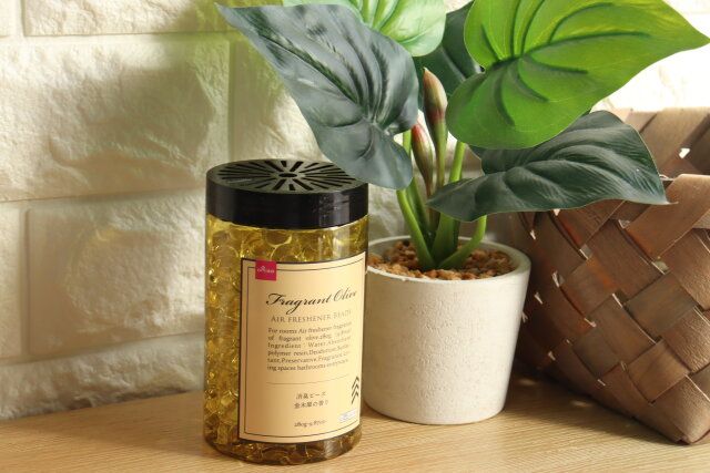 ダイソー 消臭ビーズ 金木犀の香り 詰め替え用 使用例