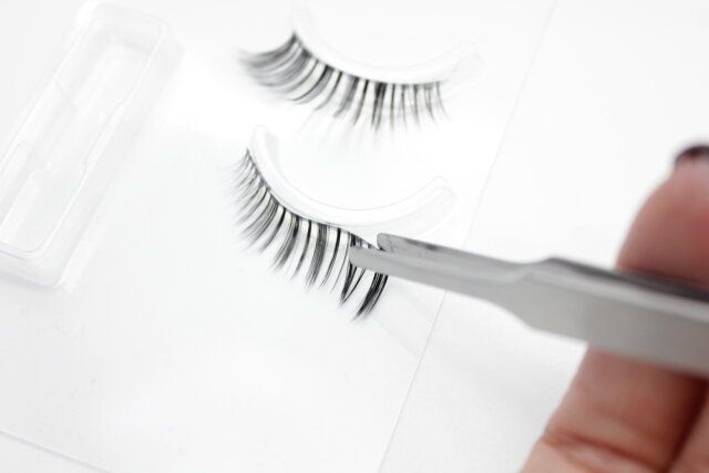 ダイソーのラウンドチップピンセット4