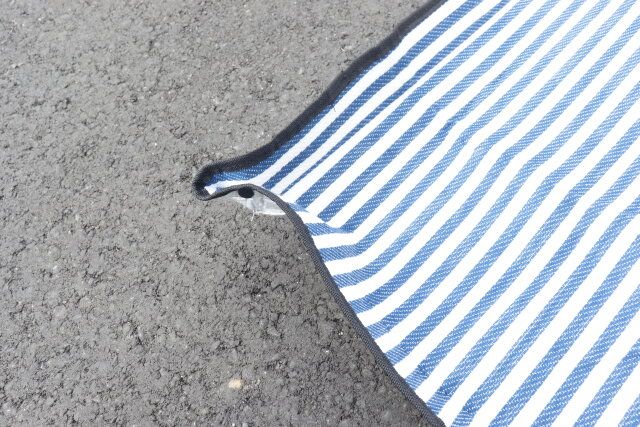 スタンダードプロダクツ 砂よけスナップ付レジャーシート スナップボタン 高さ