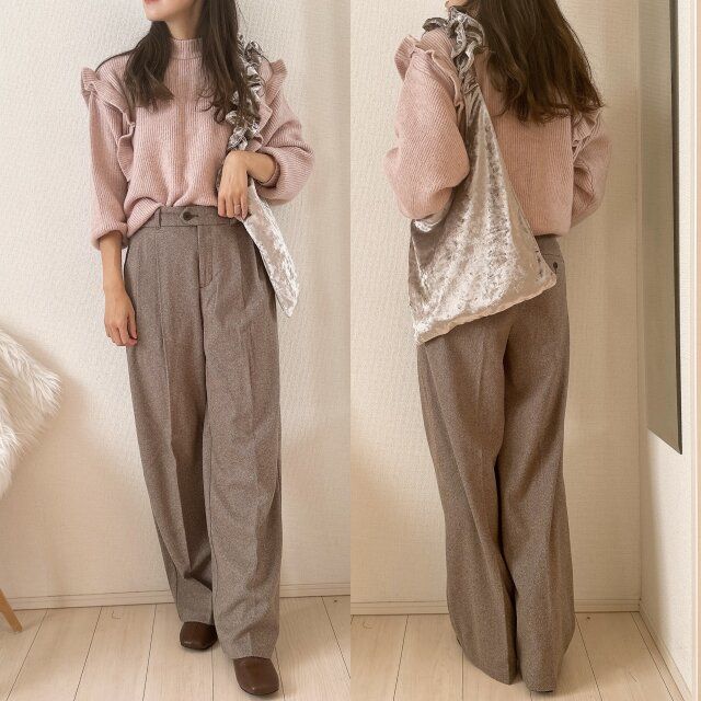 甘いニットも可愛くなりすぎず