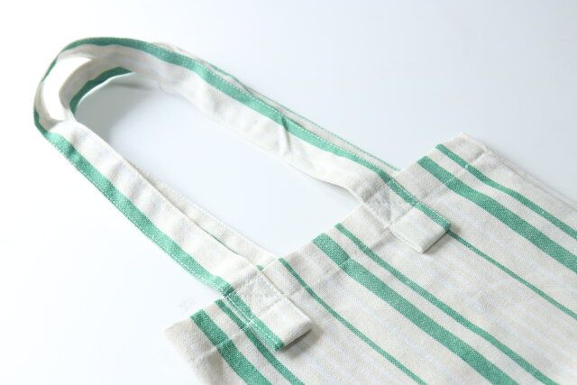 セリアのプチプラトートバッグ ストライプ柄