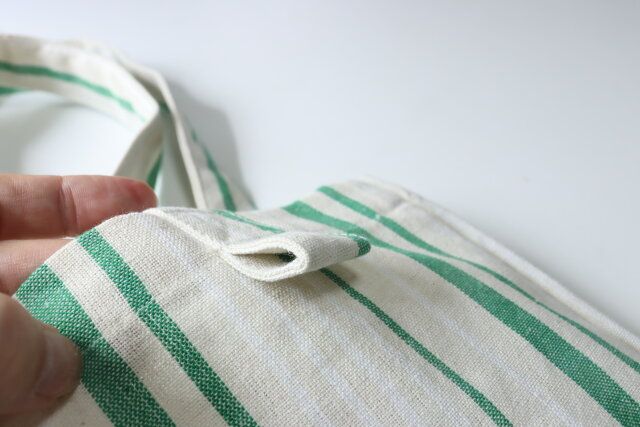 セリアのループ付きトートバッグ ストライプ柄