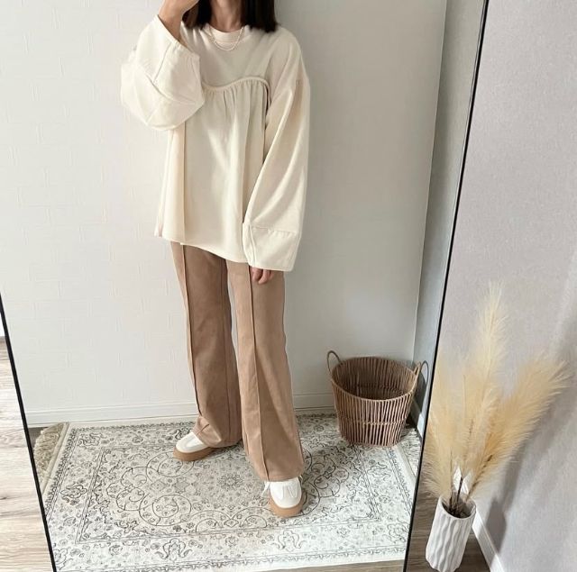 ビスチェ風トレーナー