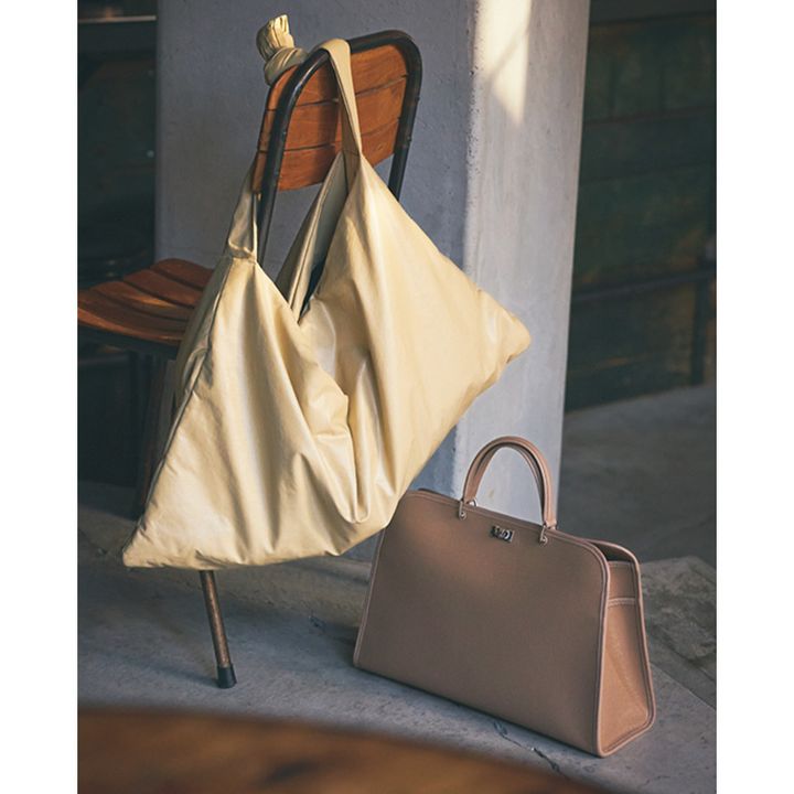 カッスル・エディションズのエコレザーバッグとカッスル・エディションズのエコレザーバッグ