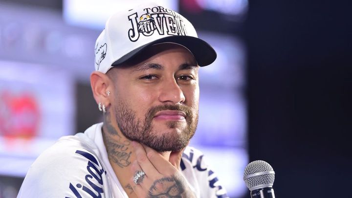 ネイマール帰還！育ったクラブに戻って活躍したブラジル人7名