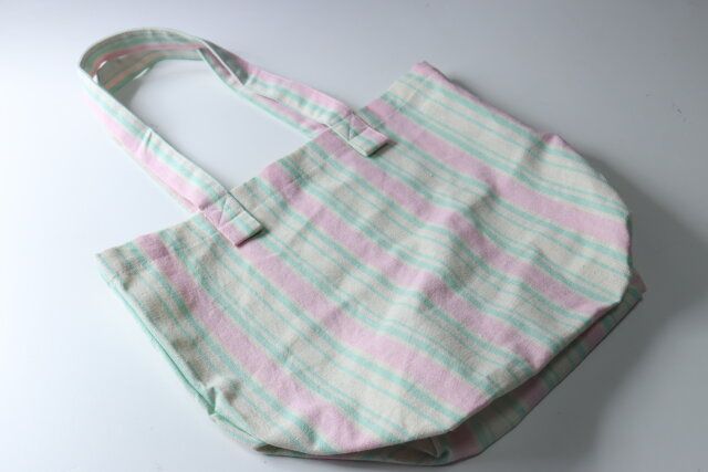 セリア 舟形トートバッグ