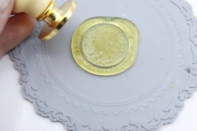 セリア シーリングワックス クリア イエロー 10g 使用例