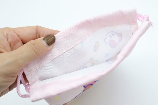 ダイソーの星のカービィ ミニ巾着 ニューレトロは縫製が丁寧