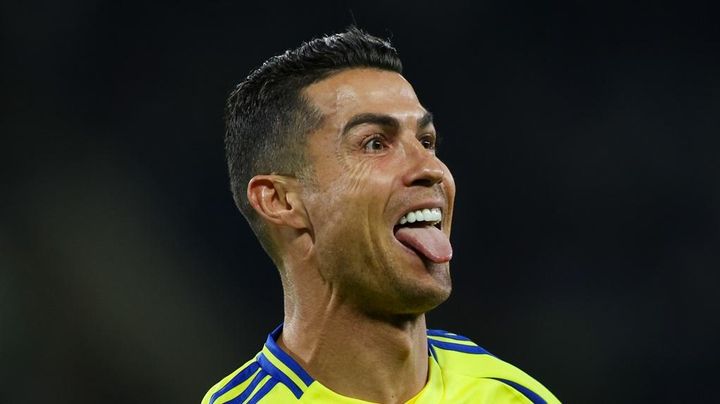 40歳目前のC・ロナウド、日本人所属チーム相手に”空中浮遊”ゴール！「鳥でも飛行機でもない！」