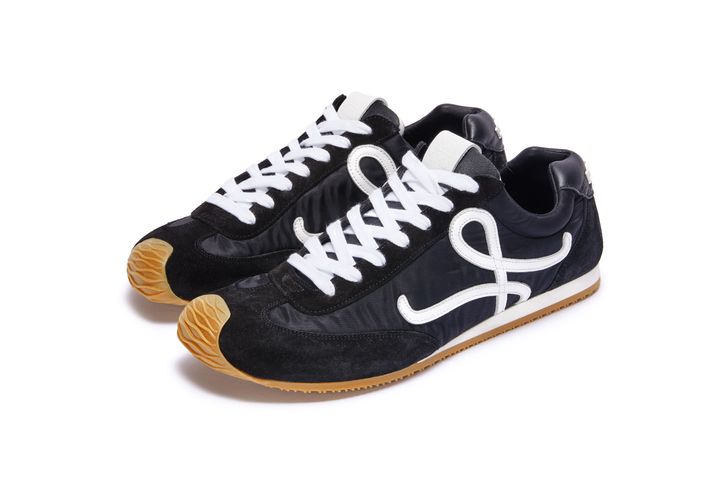 「バレエランナー 2.0」ブラック／ホワイト ¥106,700