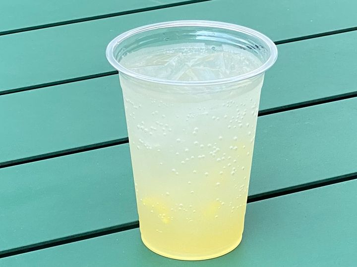 夏限定の爽やかなゆずスカッシュ280円。ゆずネード280円