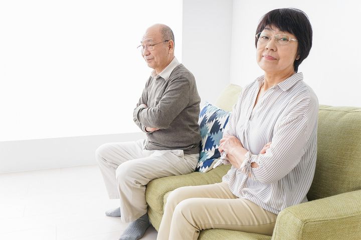 20年以上連れ添った相手と別離……。果たして