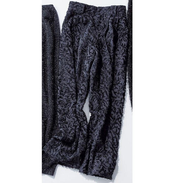 conteのジャガード素材のパンツ