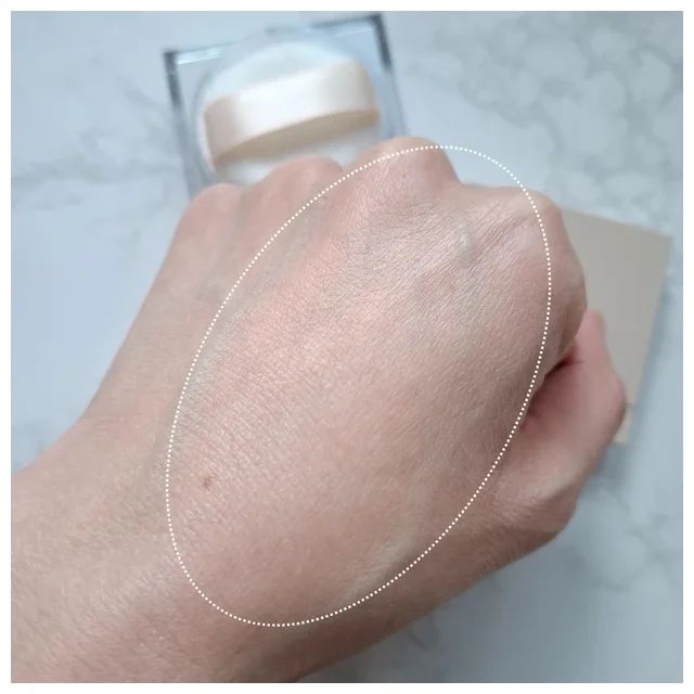 ヴィセ トリニタス グロウ パウダーの口コミ＆レビュー 01 クリアヴェール スウォッチ