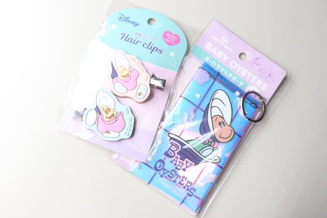 セリア ＜ヤングオイスター＞前髪クリップ オーロラマルチポーチ／ヤングオイスター／ふしぎの国のアリス