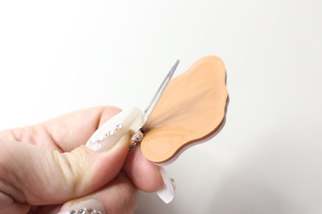 セリア ＜ヤングオイスター＞前髪クリップ 作り