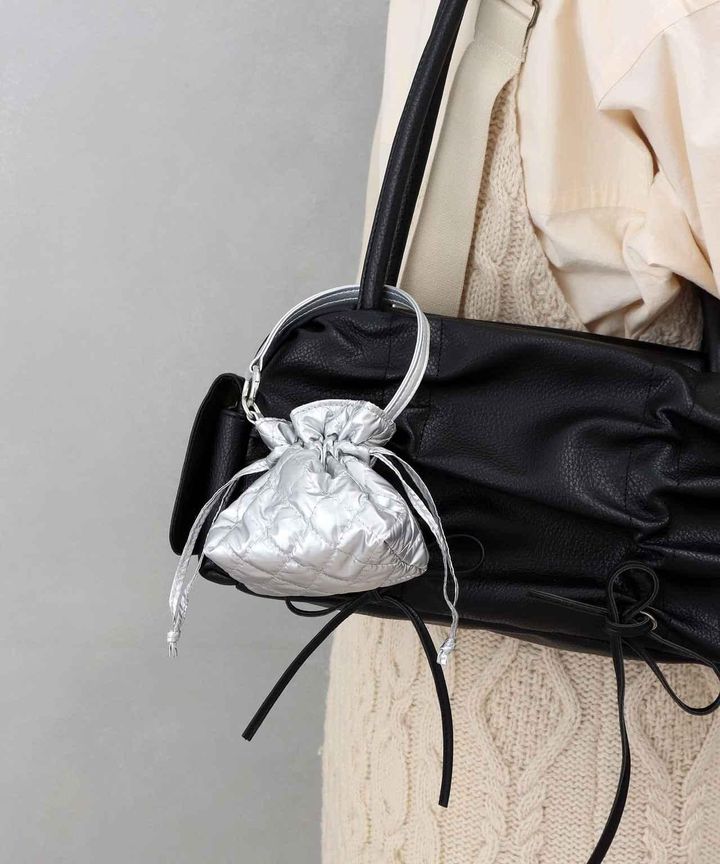 画像1: 出典：3COINS