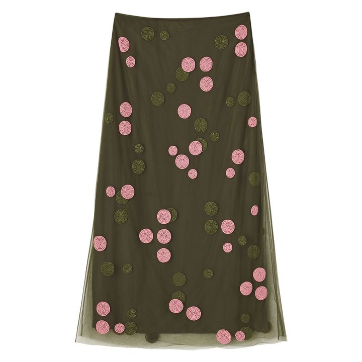 スカート ￥401,500／FENDI