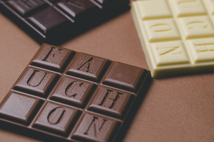 タブレット ショコラ ブラン／レ／ノワール 