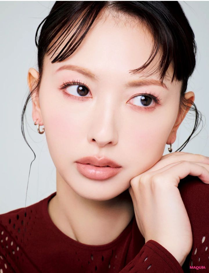 今押さえるべきはベージュリップ！ 大人が選ぶなら、軽やかなマット質感を狙って