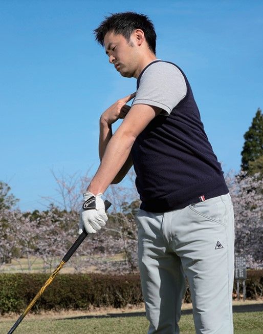 “球の曲がりを抑える”には手元の高さに注意！簡単に真っすぐ打てるようになる練習法