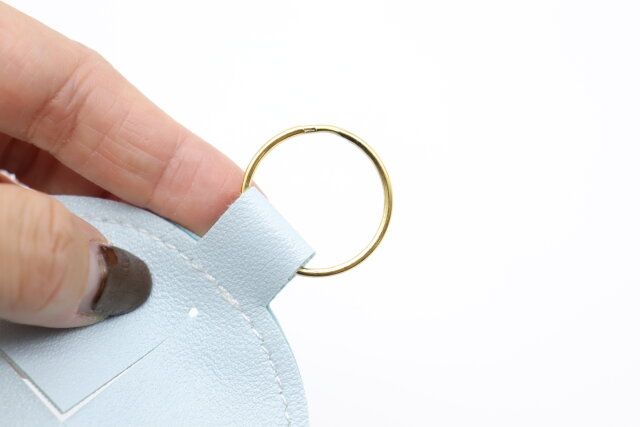 ダイソー 合皮キーホルダー（丸、ブルー、イエロー、グリーン） リング