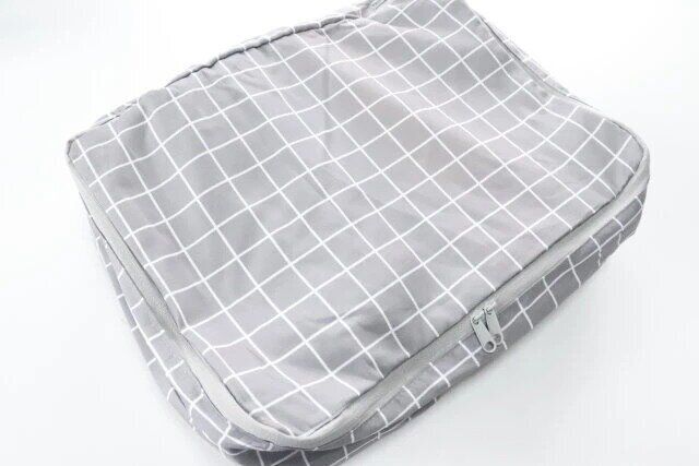 ダイソー マチ トラベル収納ケース