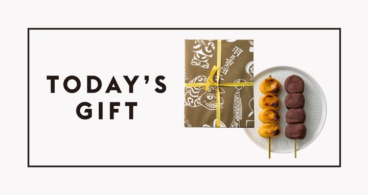 〈羽二重団子〉の焼きだんご、餡だんご