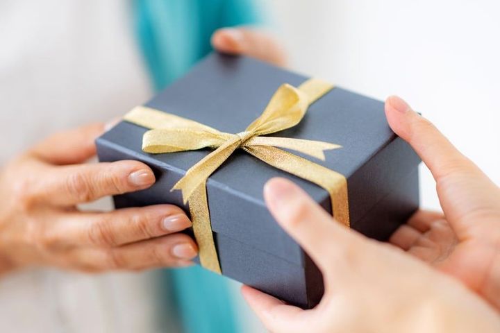 バレンタイン・ホワイトデーに渡す「お菓子の意味」びっくりランキング