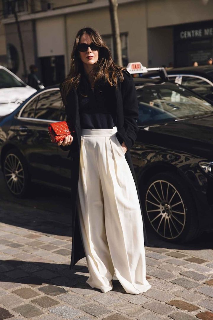 画像: 優雅で品格溢れるモノトーンスタイル