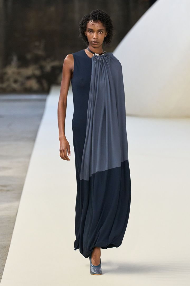 トッズ、2025年春夏コレクション