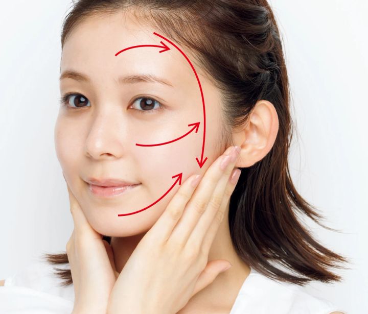 指の面を使って大きく広げる