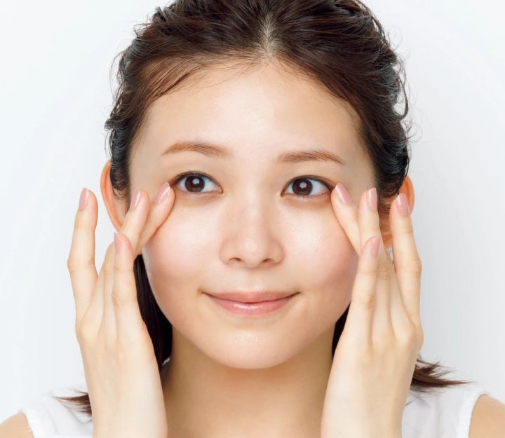 広い面も細かい部分もプレスで入れ込む