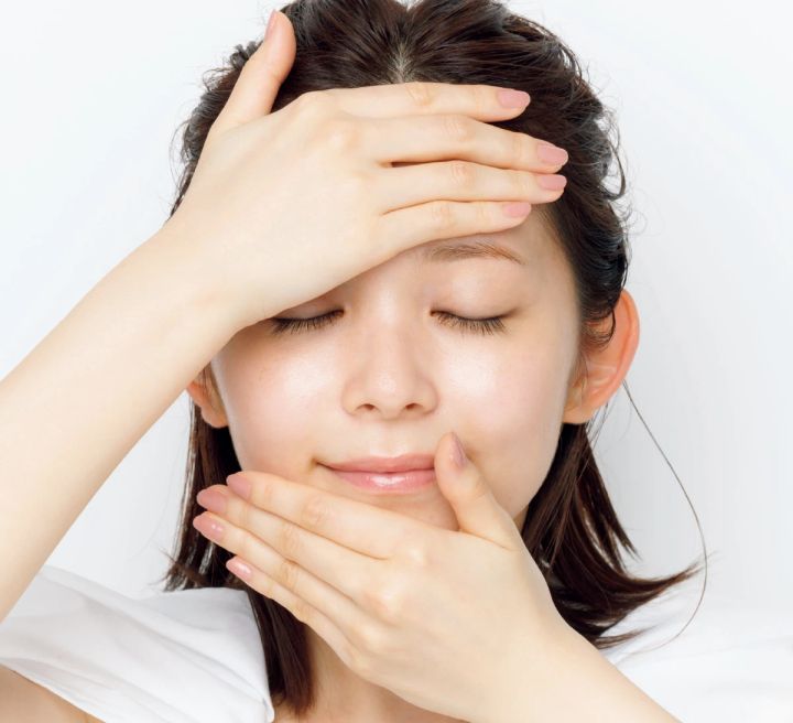 長井かおり 浸透型導入美容液をまんべんなく入れ込む