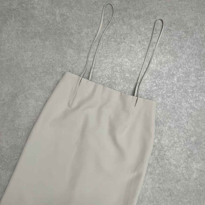 画像: サスペンダー付き！