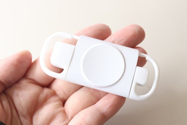 ダイソーのApple Watch用 充電器のデザイン