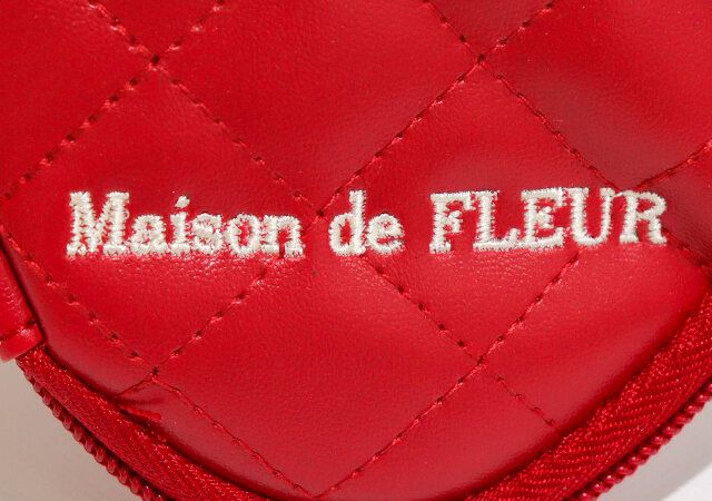 宝島社ムック付録のメゾン ド フルールのいちごアクセサリーケース3