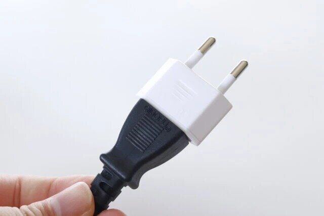 ダイソー アダプター 渡航先