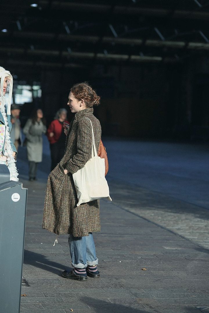 足元まで抜かりない！ボーダー柄ソックスのオシャレな取り入れ方