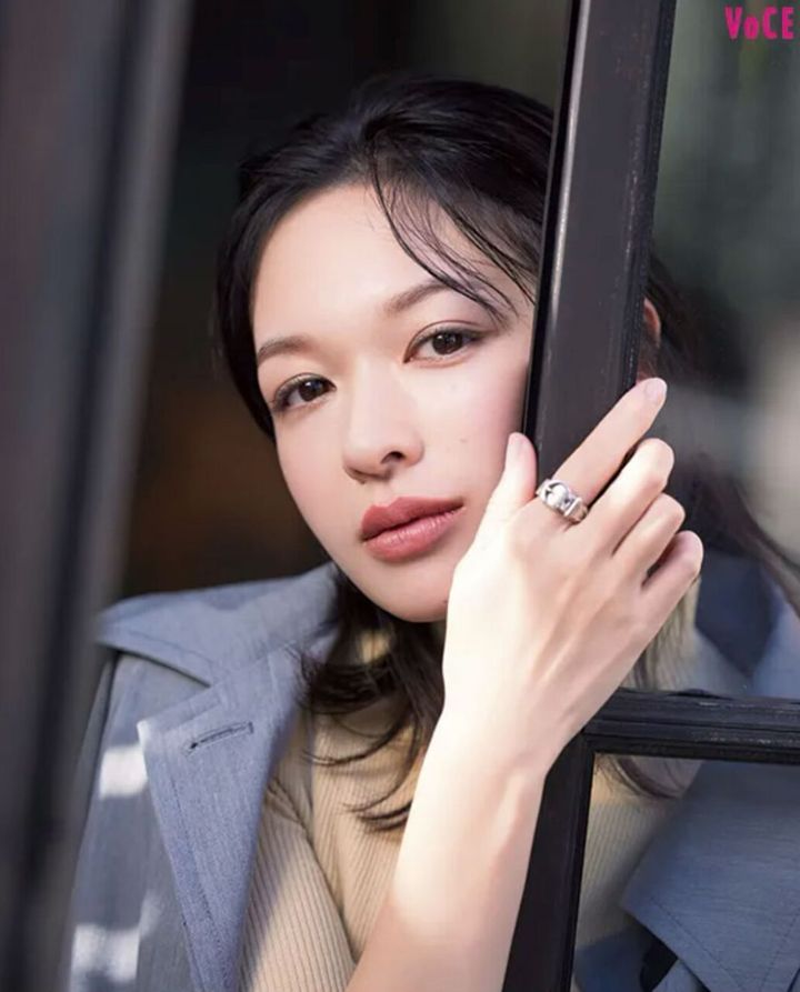 KANEBO「ルージュスター ブリーズ」B102を使ったイメージ